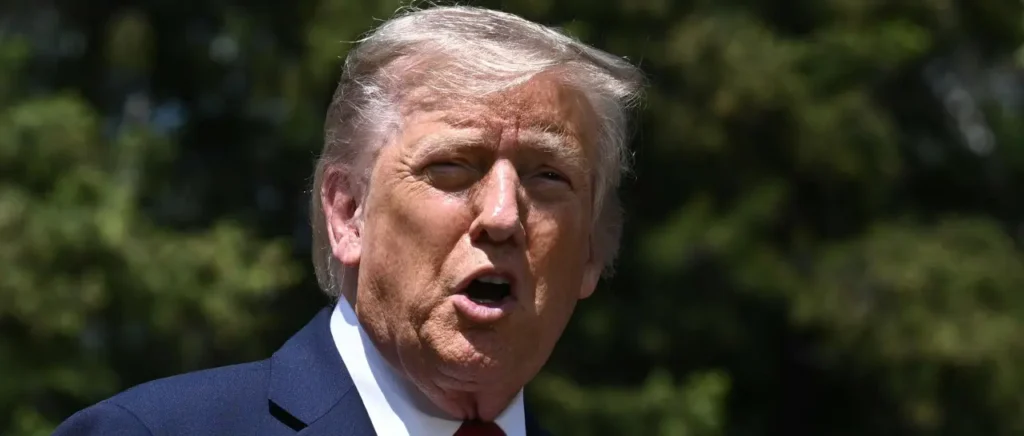 donald-trump-4_101-12287857_20250622002621